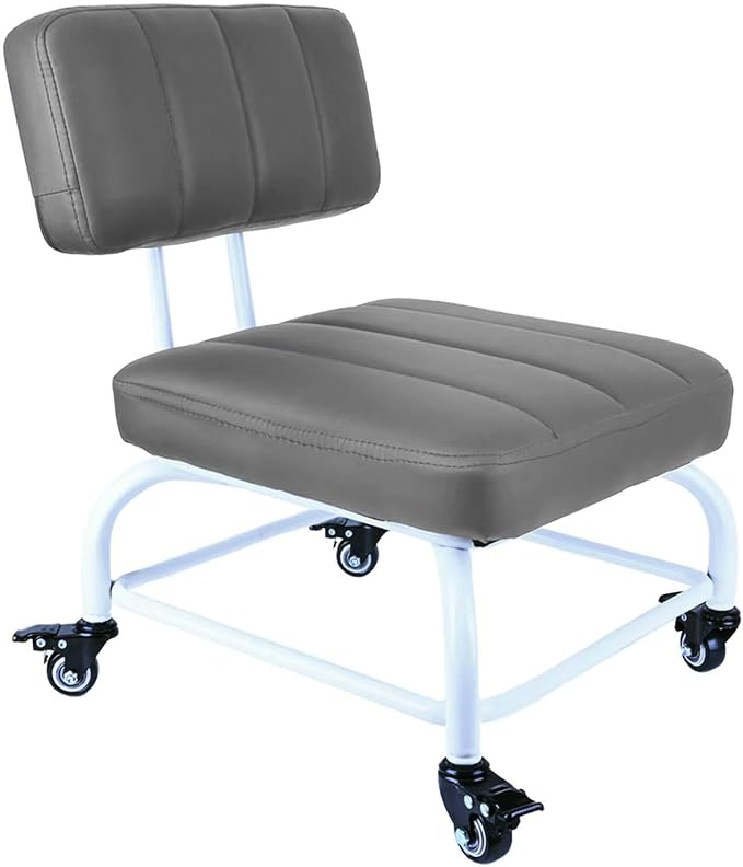 Rolling Stool and 4 Wheels by IMMERLIEBEN