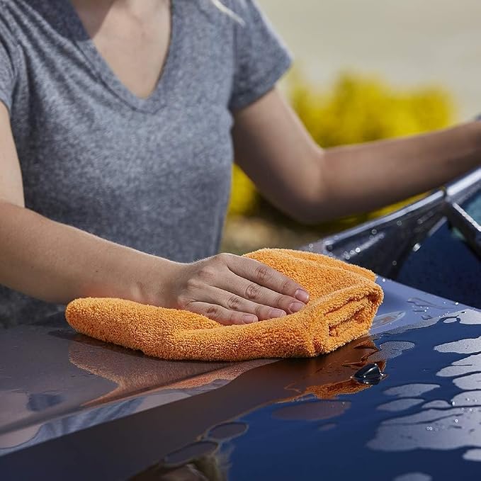 Armor All Car Wash Kit, Includes Car Wash Soap, Wash Mitt & Microfiber Towel - Image 8