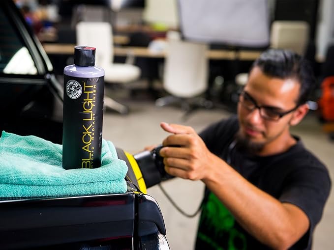 Chemical Guys GAP 619 16 Black Light Hybrid Radiant Finish, Glaze & Sealant - Image 6