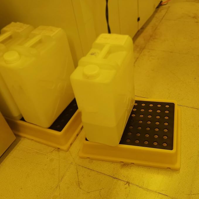 2 Drum Containment Spill Pallet, Polyethylene Low Profile Paint Bucket Tray - Image 3