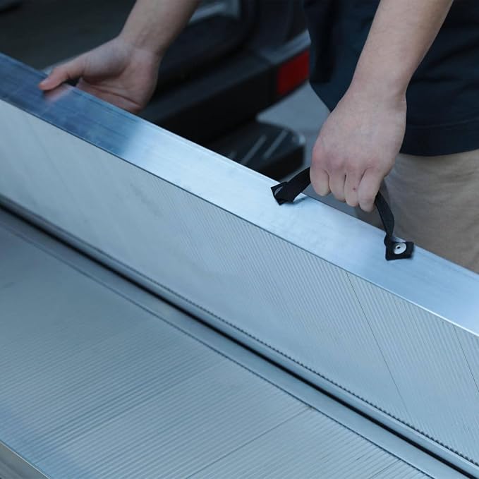 EZ-ACCESS TRAVERSE Singlefold Portable Loading Ramp - Image 10