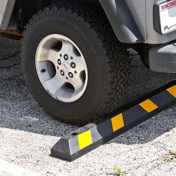 Guardian 4' Rubber Parking Curb - Image 5