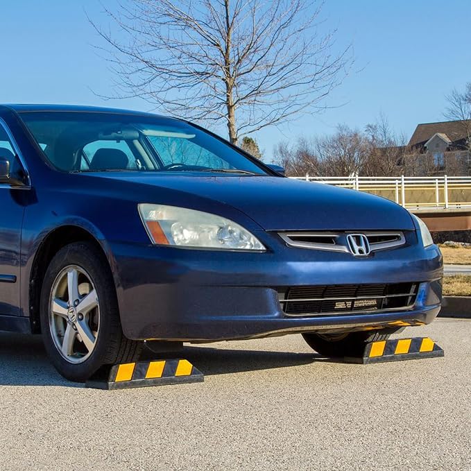 Guardian Heavy Duty Rubber Parking Curb - Image 4