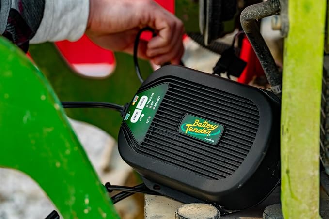 Battery Tender 5 AMP Selectable 12V / 24V Battery Charger and Maintainer - Image 4