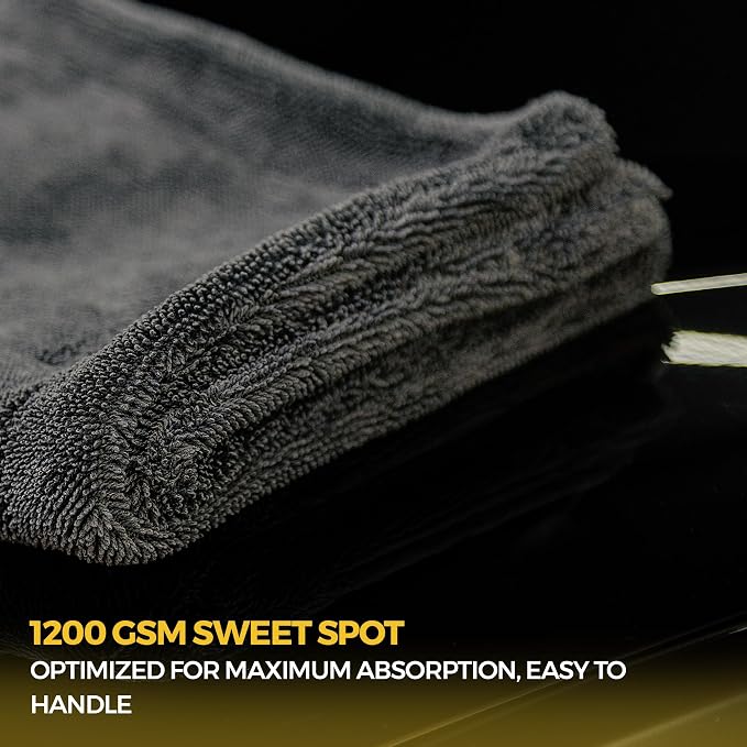 The Giant Giant 24"x36" Car Drying Towel – Ultra Absorbent 1200 GSM Twisted - Image 5