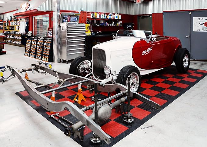 RaceDeck Diamond Plate Design, Durable Interlocking Modular Garage Flooring Tile - Image 10