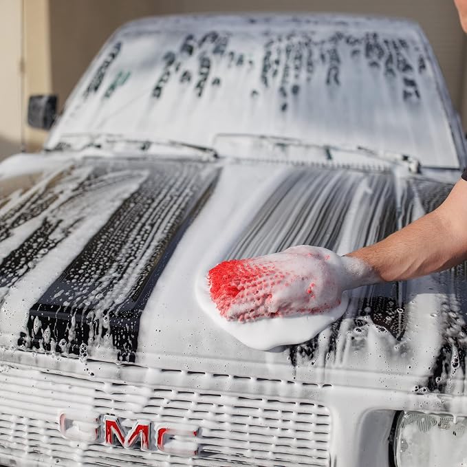 Jay Leno's Garage Basic Car Detailing Bucket Kit - Image 4