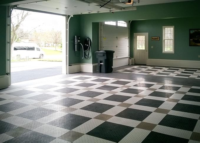 GarageTrac Diamond, Durable Interlocking Modular Garage Flooring Tile - Image 4
