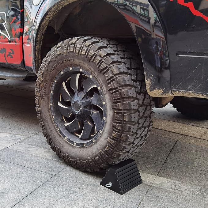 ROBLOCK 2 Pack Wheel Chocks Rubber Heavy Duty Black - Image 4