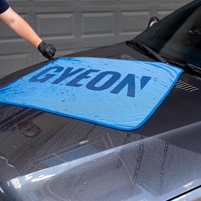 Gyeon Silk Dryer – Ultra Soft Microfiber Car Drying Towel, Super Absorbent - Image 3