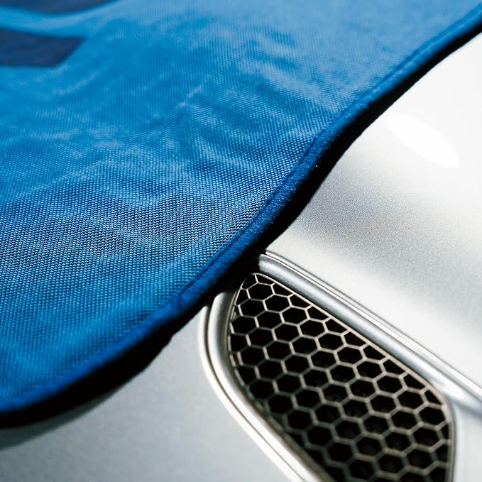 Gyeon Silk Dryer – Ultra Soft Microfiber Car Drying Towel, Super Absorbent - Image 8