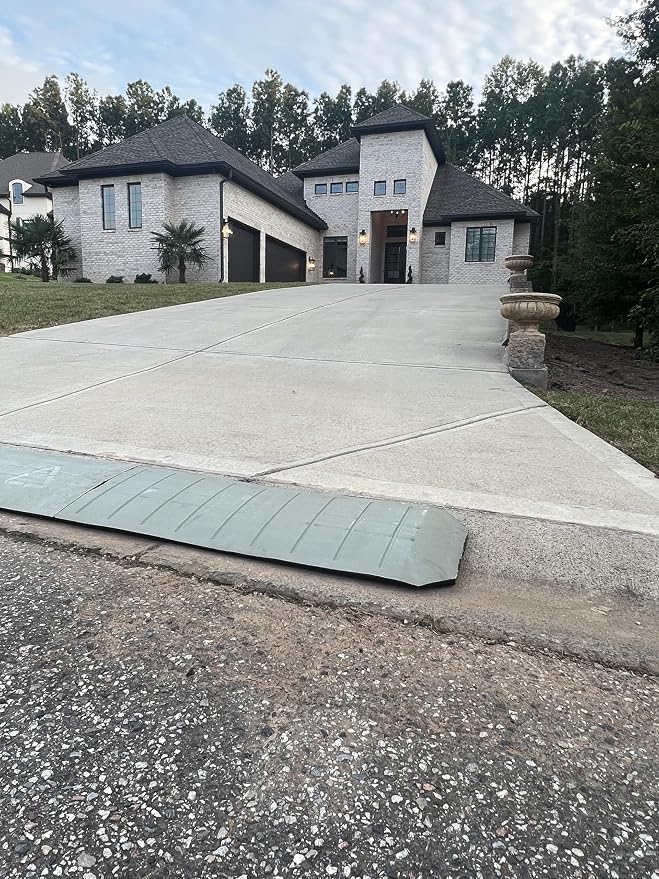 – Gray Color – Driveway Curb Ramps – Low Profile Car Ramps – 3 Piece Expandable - Image 6
