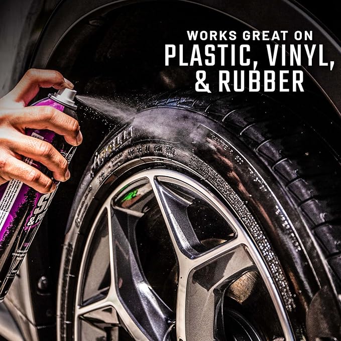 Slick Products Multi-Surface Shine & Protectant Spray – High Gloss - Image 3
